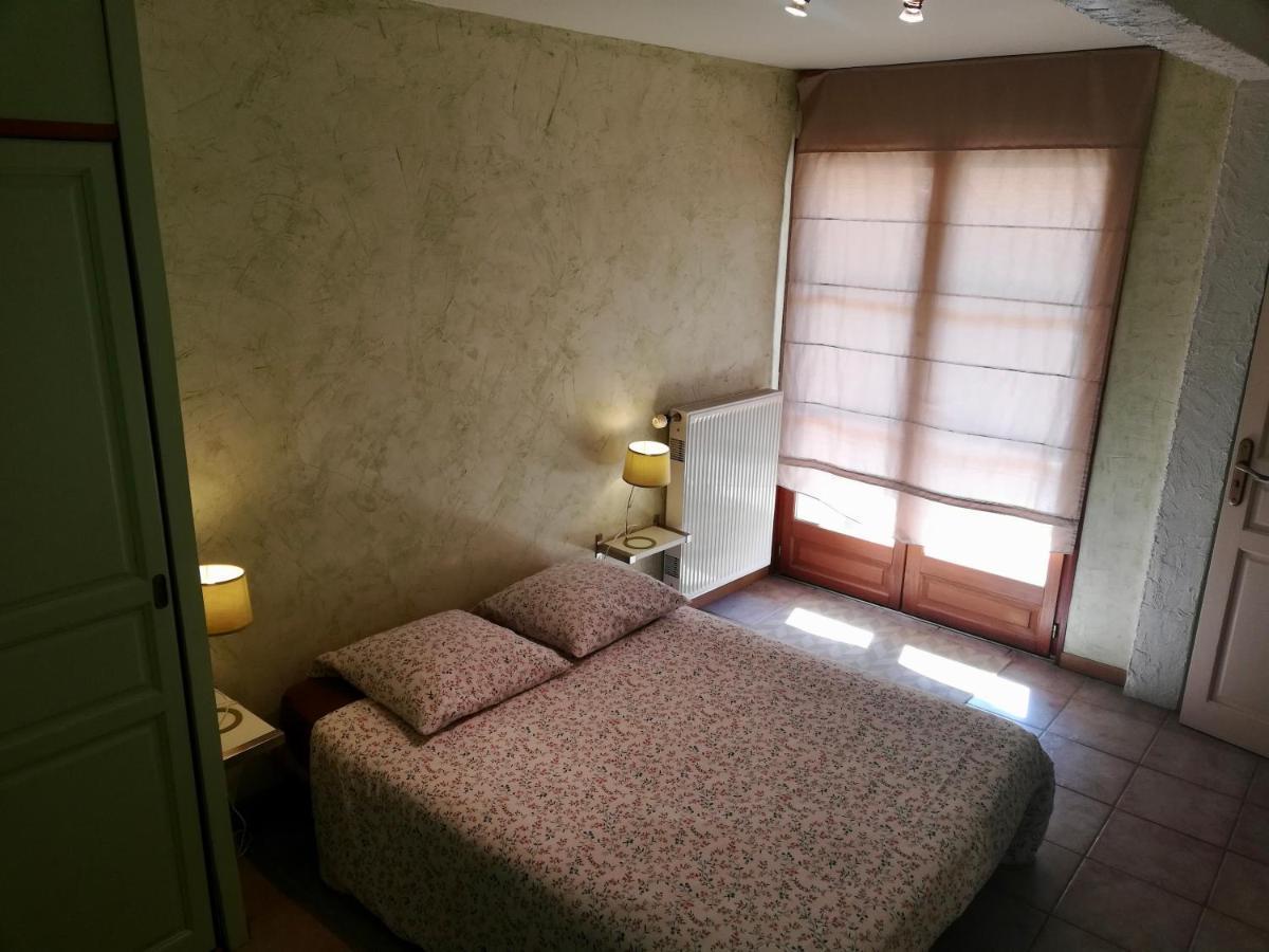 Saint-Pierre-la-Palud Chambres D'Hotes Le Clos المظهر الخارجي الصورة